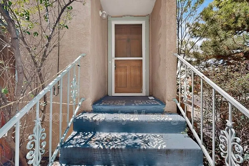 Building Photo - 9230 Osuna Pl NE