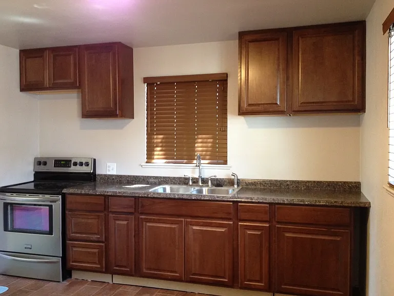 6169 S Sterne Cir — Photo 4