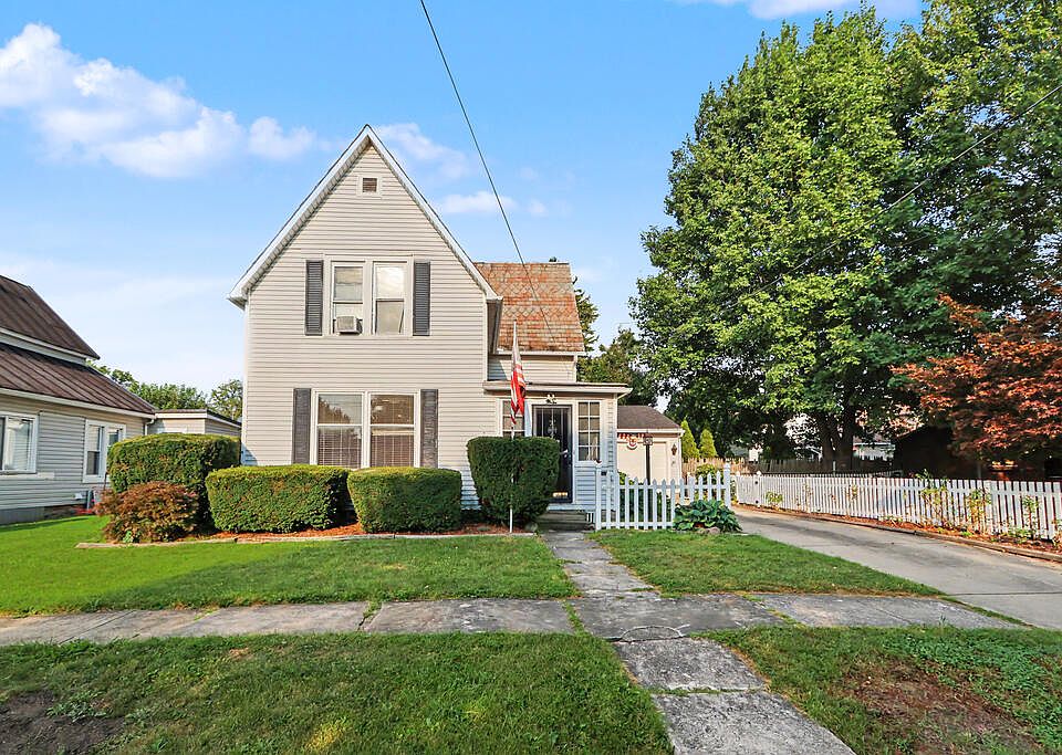 1st image of 12 Steele Ave