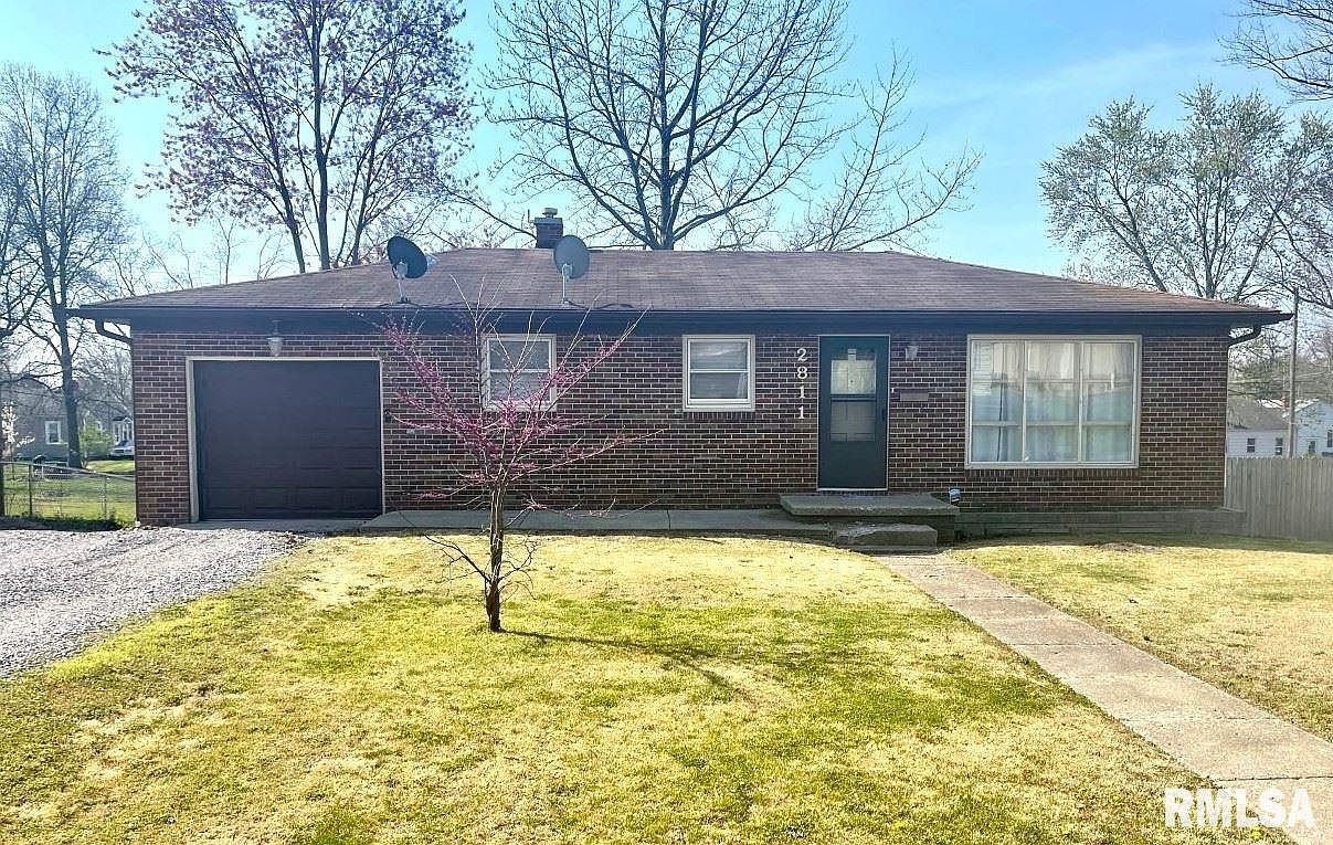 2811 College St Mount Vernon Il 62864 Zillow