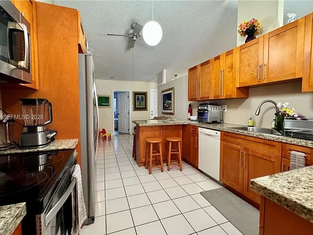 10583 SW 77th Ter — Photo 11