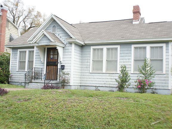 2nd image of 1427 Pine Grove Ave