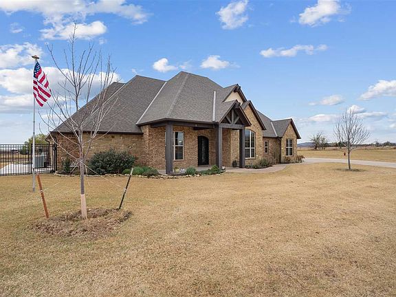 2nd image of 55 NW Ironpin Cir