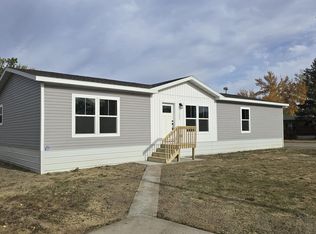 1501 E Bismarck Expy #1643, Bismarck, ND 58504