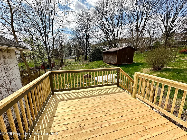 159 Reynolds St — Photo 15