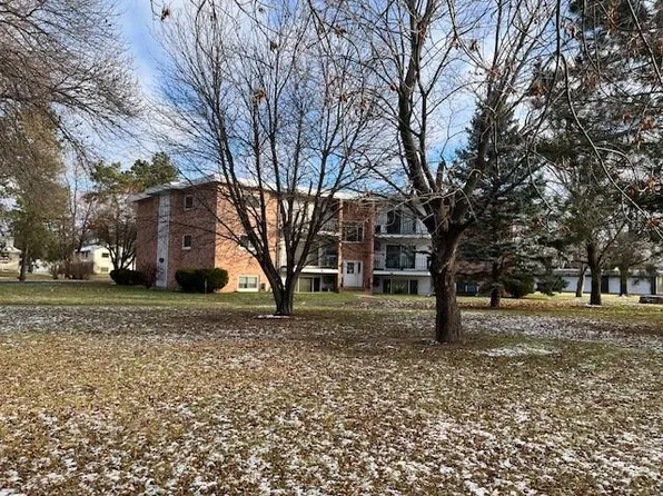 1150 Dellwood St S APT 303, Cambridge, MN 55008