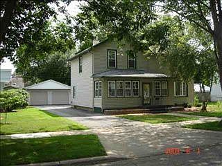 5th image of 1416 Saint Lawrence Ave