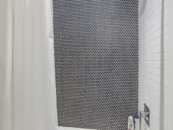5th image of 412 W 36th St APT 3A