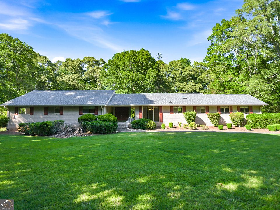 1st image of 120 Hanover Dr