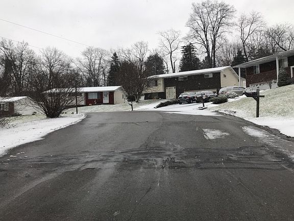 5th image of 126 Susan Dr