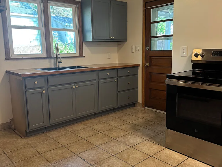 1538 Fulham St #1536 — Photo 5