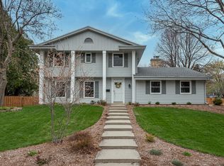 N79W5286 Bywater Ln, Cedarburg, WI