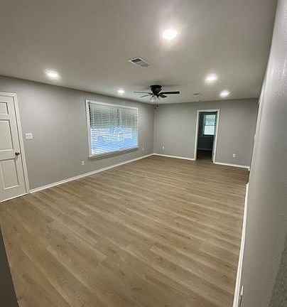 3rd image of 1210 Donaghey Ave