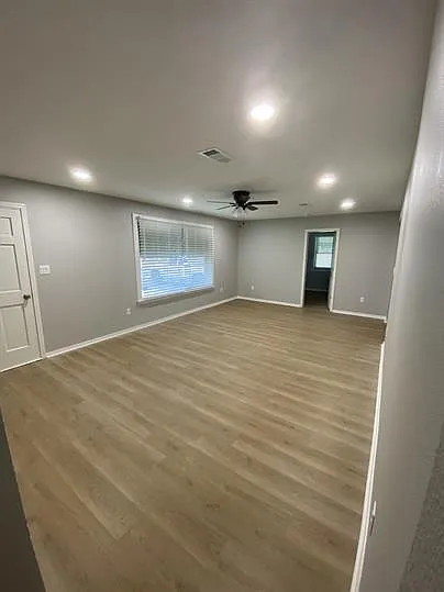 1210 Donaghey Ave — Photo 3