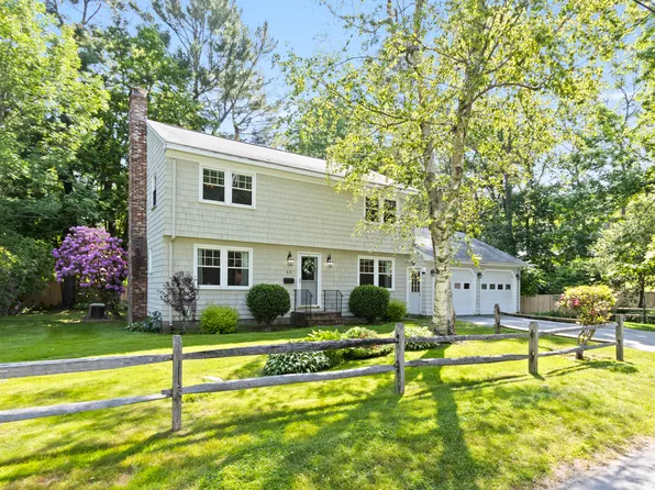 63 Wood Road, Cape Elizabeth, ME 04107