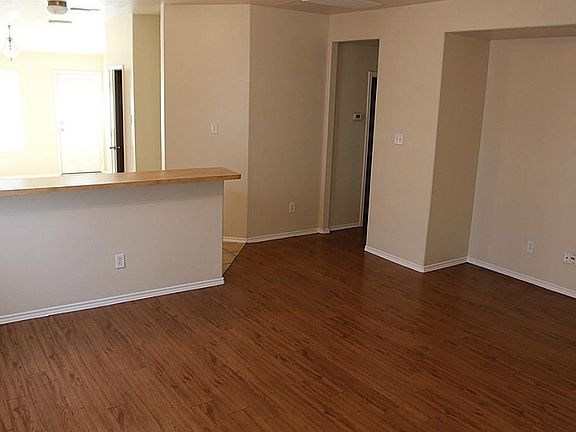5th image of 17826 Seco Creek Ln
