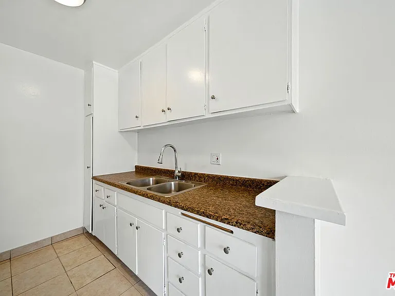 4100 W 1st St #203 — Photo 8