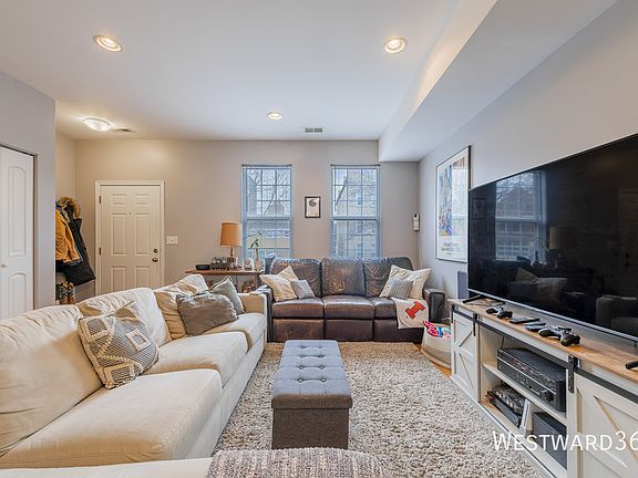 4th image of 1438 W Cortez St #1