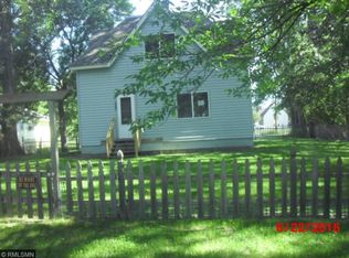 208 Broadway St SW, Isanti, MN 55040