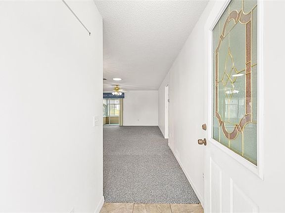 4th image of 2604 Privada Dr