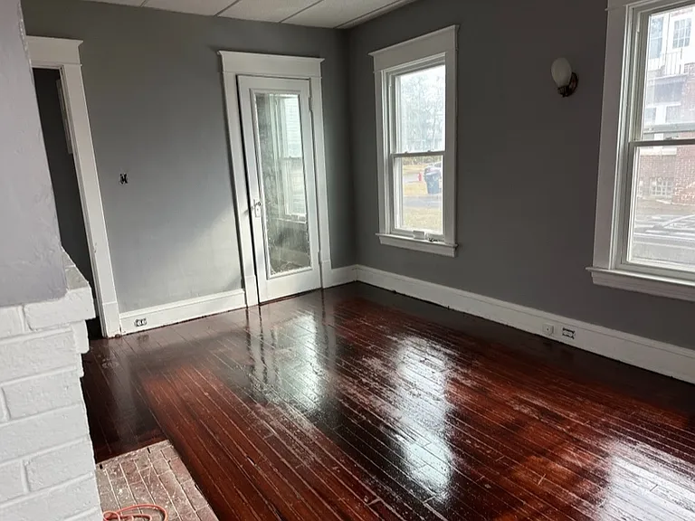 37 Minnesota Ave #1 — Photo 8