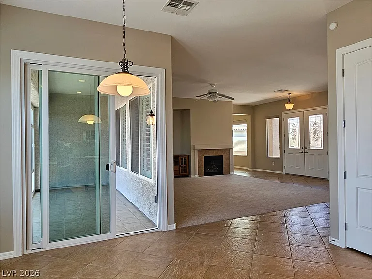 2139 Twin Falls Dr — Photo 21