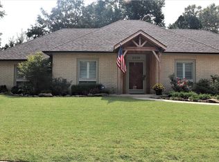 2230 Bud Wilkinson Dr, Norman, OK 73069