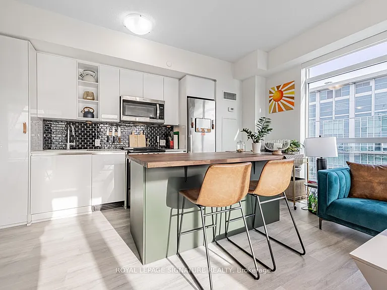 251 Manitoba St #2704 — Photo 9