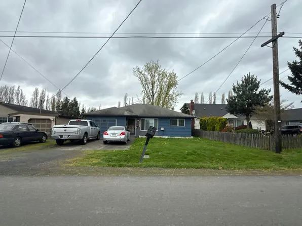 925 33rd Ave, Longview, WA 98632