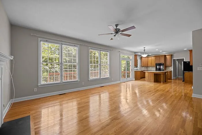 2307 Keara Way — Photo 7