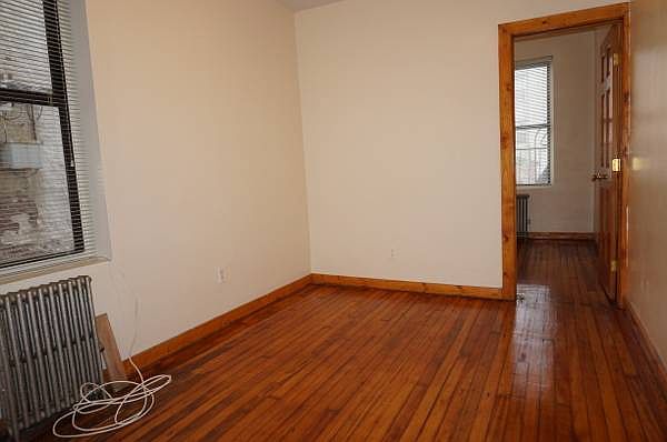 2nd image of 3430 42nd St APT 2L