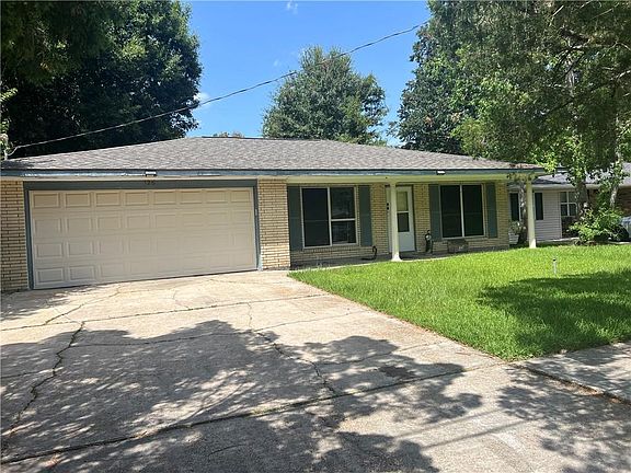 2nd image of 126 Palm Springs Dr