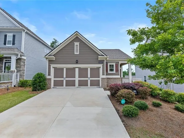 6469 Crosscreek Ln, Flowery Branch, GA 30542