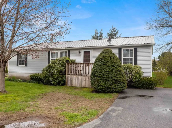 1 Aberdeen Drive, Stratham, NH 03885