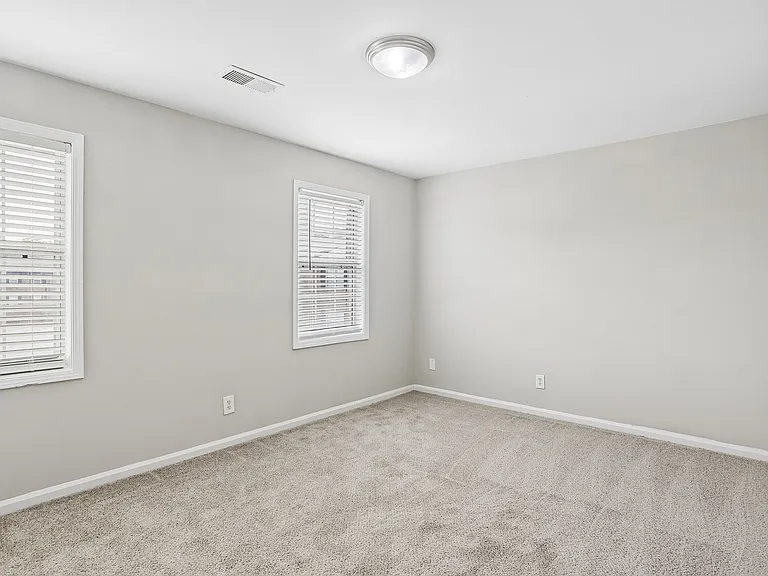 ReNew Chastain — Photo 36