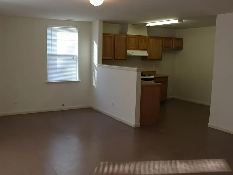 928 N 42nd St — Photo 1
