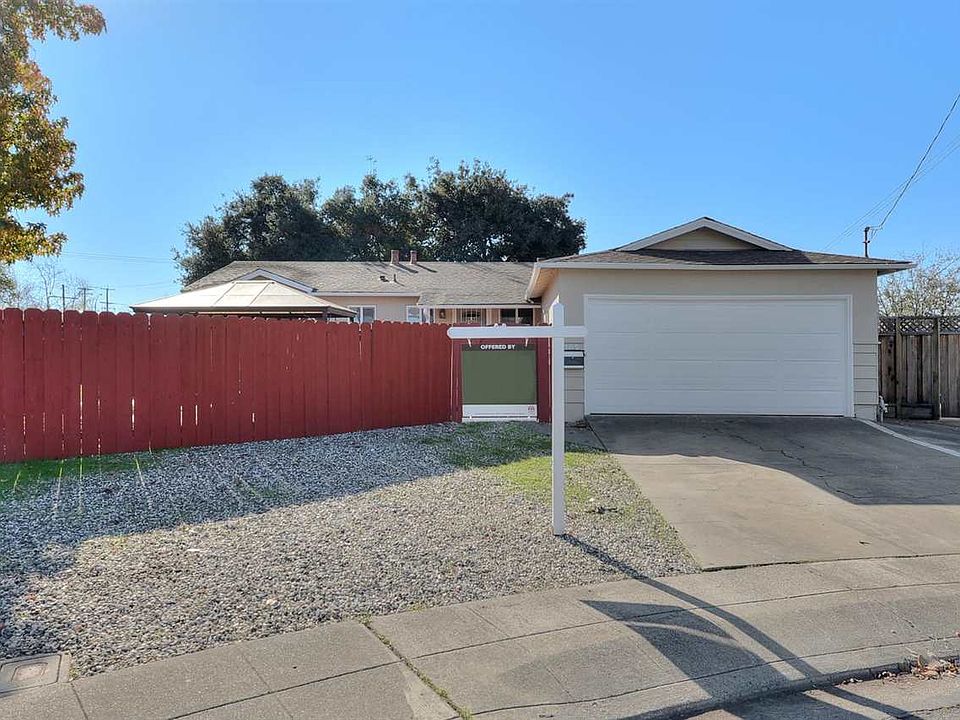 1st image of 109 Edna Ct