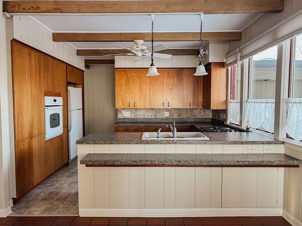 815 4th Ave SE, Hampton, IA 50441
