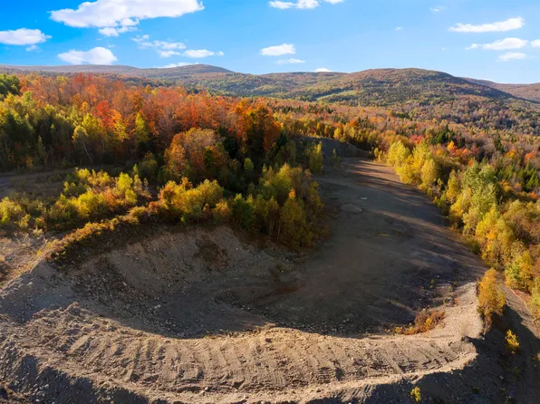 - Kemp Hill Road, Canaan, VT 05903