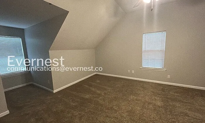 251 Cobblestone Ln — Photo 18