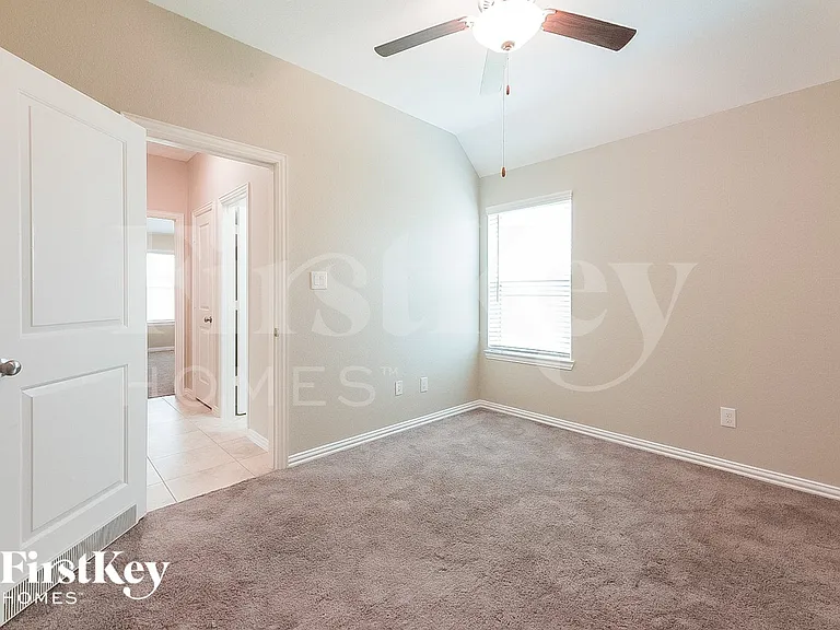 4334 Parkview Terrace Ln — Photo 12