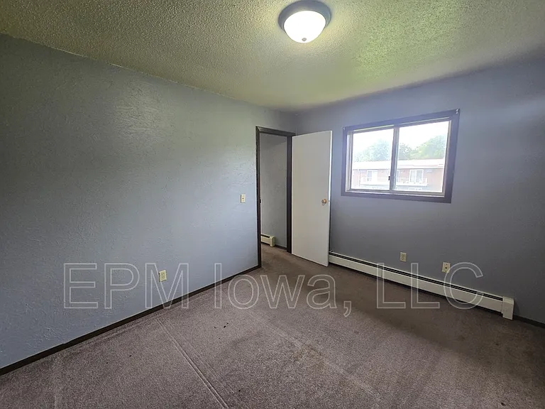 101 16th Ave NW #19 — Photo 3