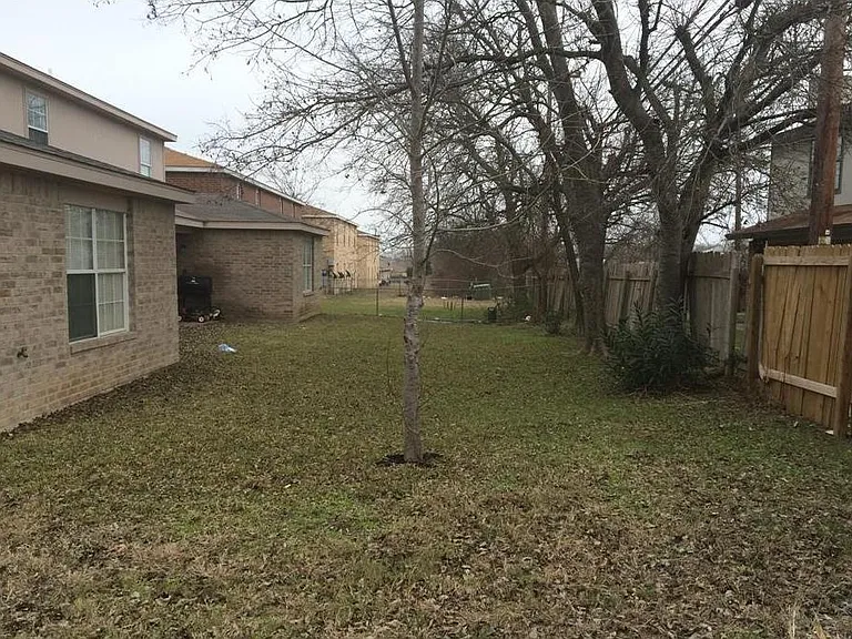 3312 Cantabrian Dr #D — Photo 32