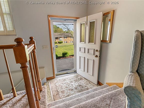 3rd image of 2029 Mount Vernon Rd