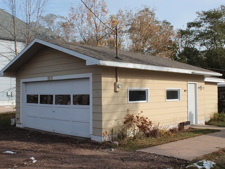 1810 Longyear Ave — Photo 12