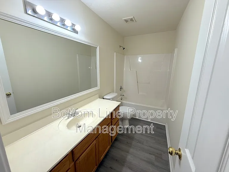 6926 Brandon Chase Ln — Photo 11