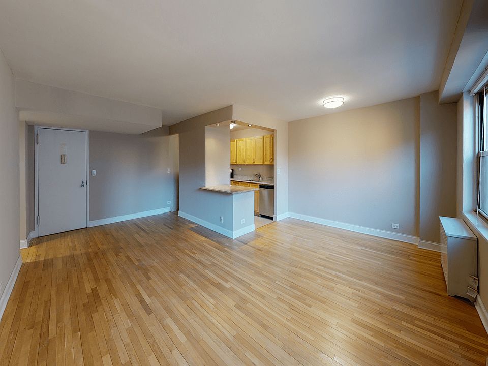 1st image of 80 N Moore St #805E