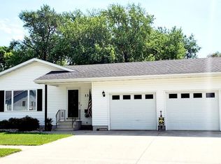 1335 Bush Ave, Garner, IA 50438