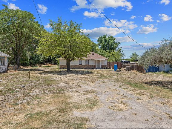 3rd image of 18309 Java Avenue