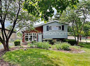 446 N Ellsworth Ave, Villa Park, IL 60181